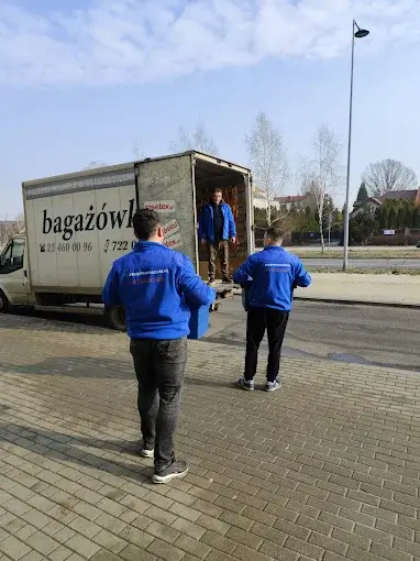 przeprowadzki mieszkań Warszawa, tanie przeprowadzki w Warszawie, koszt przeprowadzki